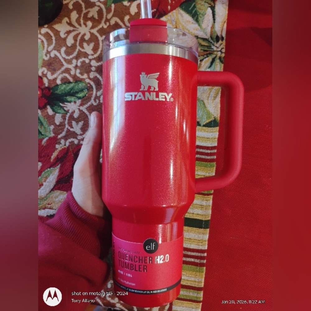 Stanley x ELF Red Delicious 30oz BNWT - In Hand Ships Fast